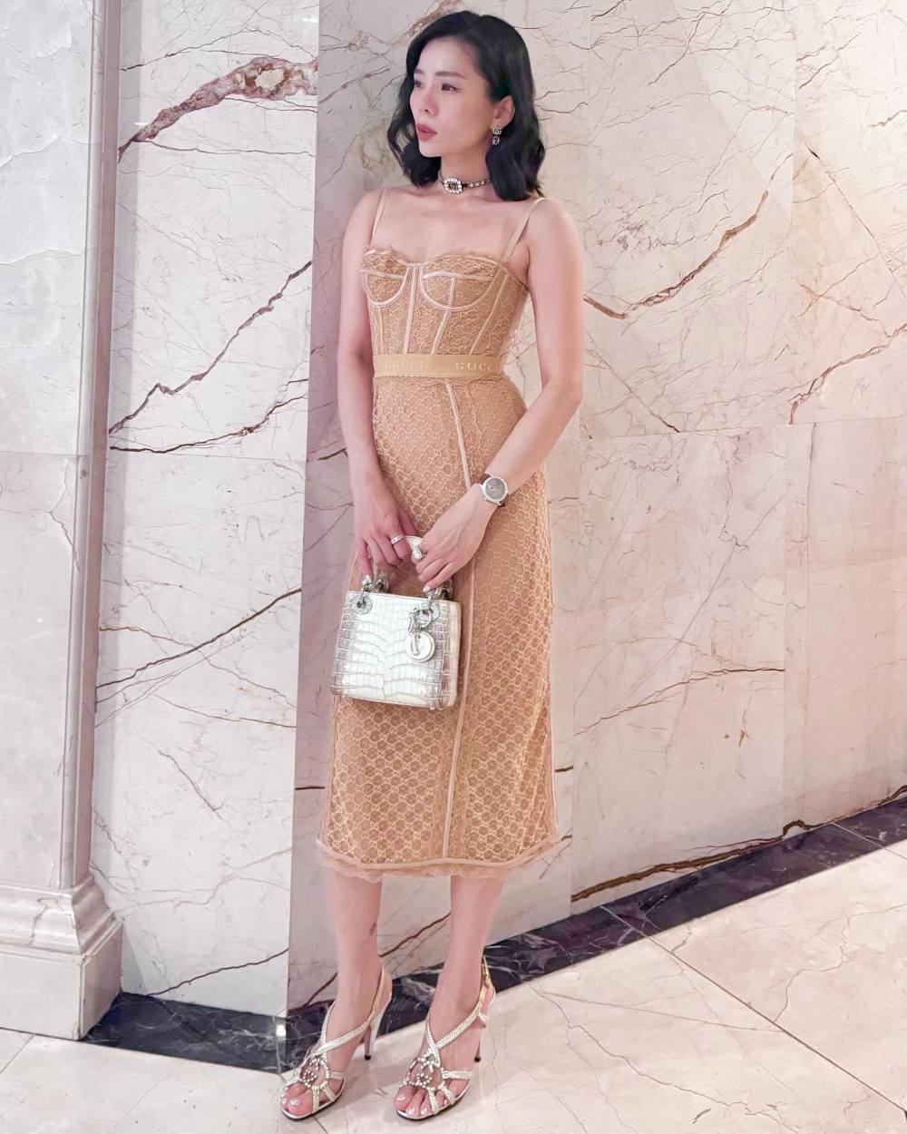 Tui Dior Lady duoc Le Quyen su dung thuong xuyen. Anh: Nhan vat cung cap.