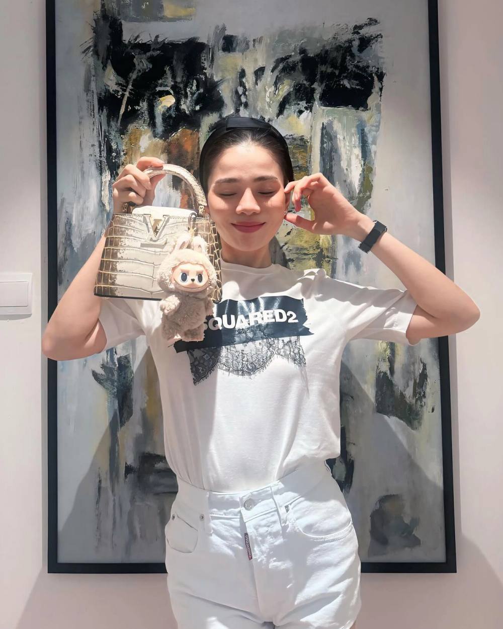 Le Quyen co nhieu tui hieu dat do. Anh: Nhan vat cung cap.