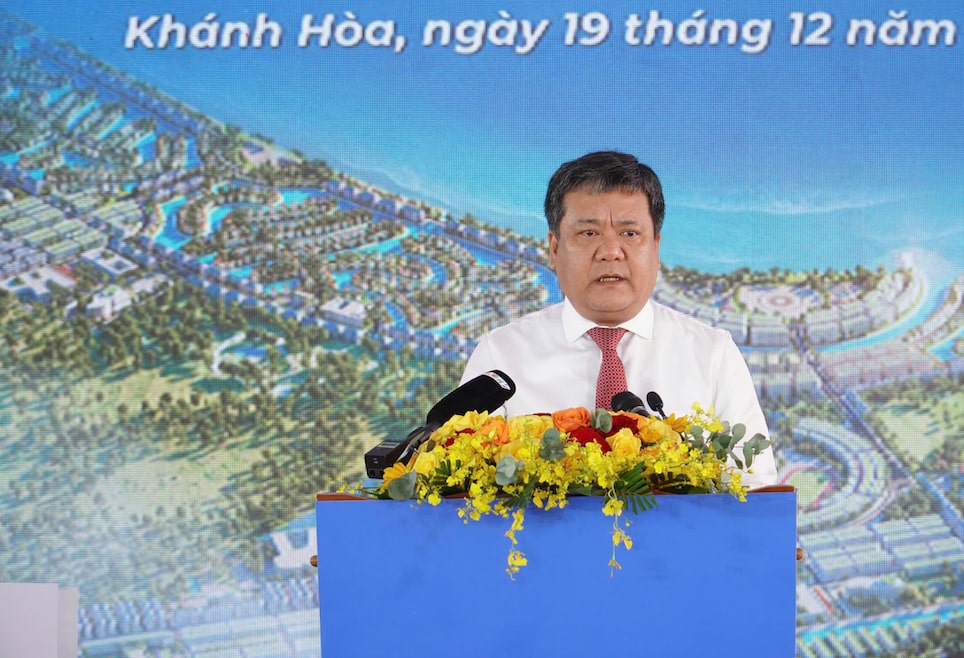 Ong Tran Phong - Chu tich UBND tinh Khanh Hoa. Anh: Huu Long