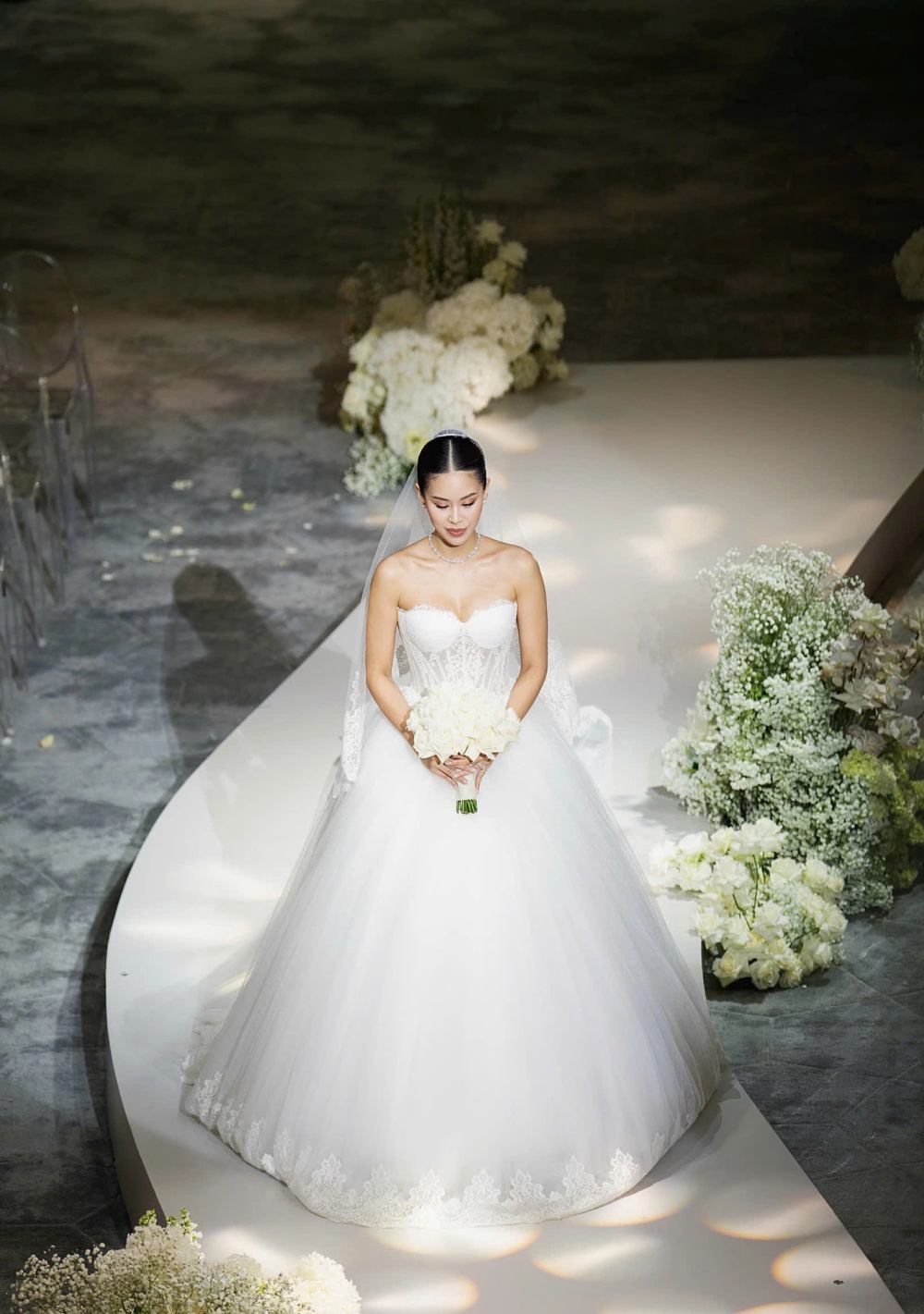 Tien Nguyen xinh dep tai le cuoi rieng tu to chuc o Da Nang. Anh: Manh Bi.