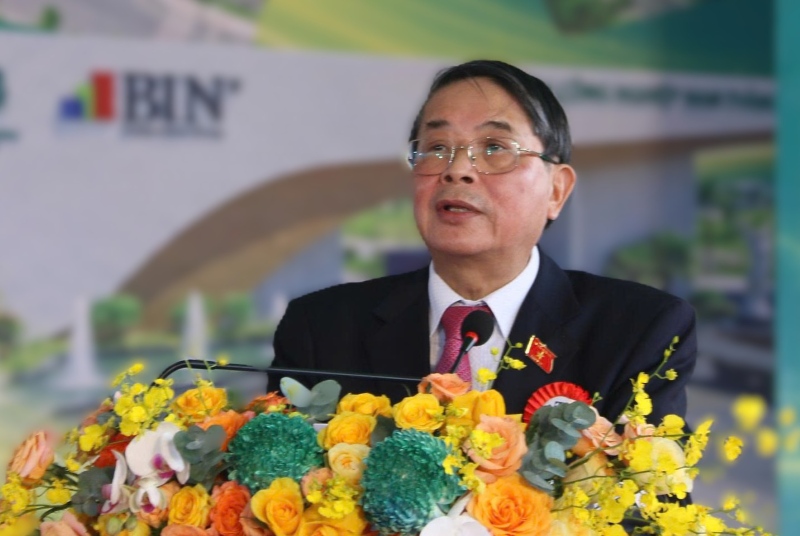 Ong Nguyen Duc Hai - UV TU Dang, Pho Chu tich Quoc hoi den du va phat bieu chi dao tai le khoi cong. Anh: Nguyen Hoang 