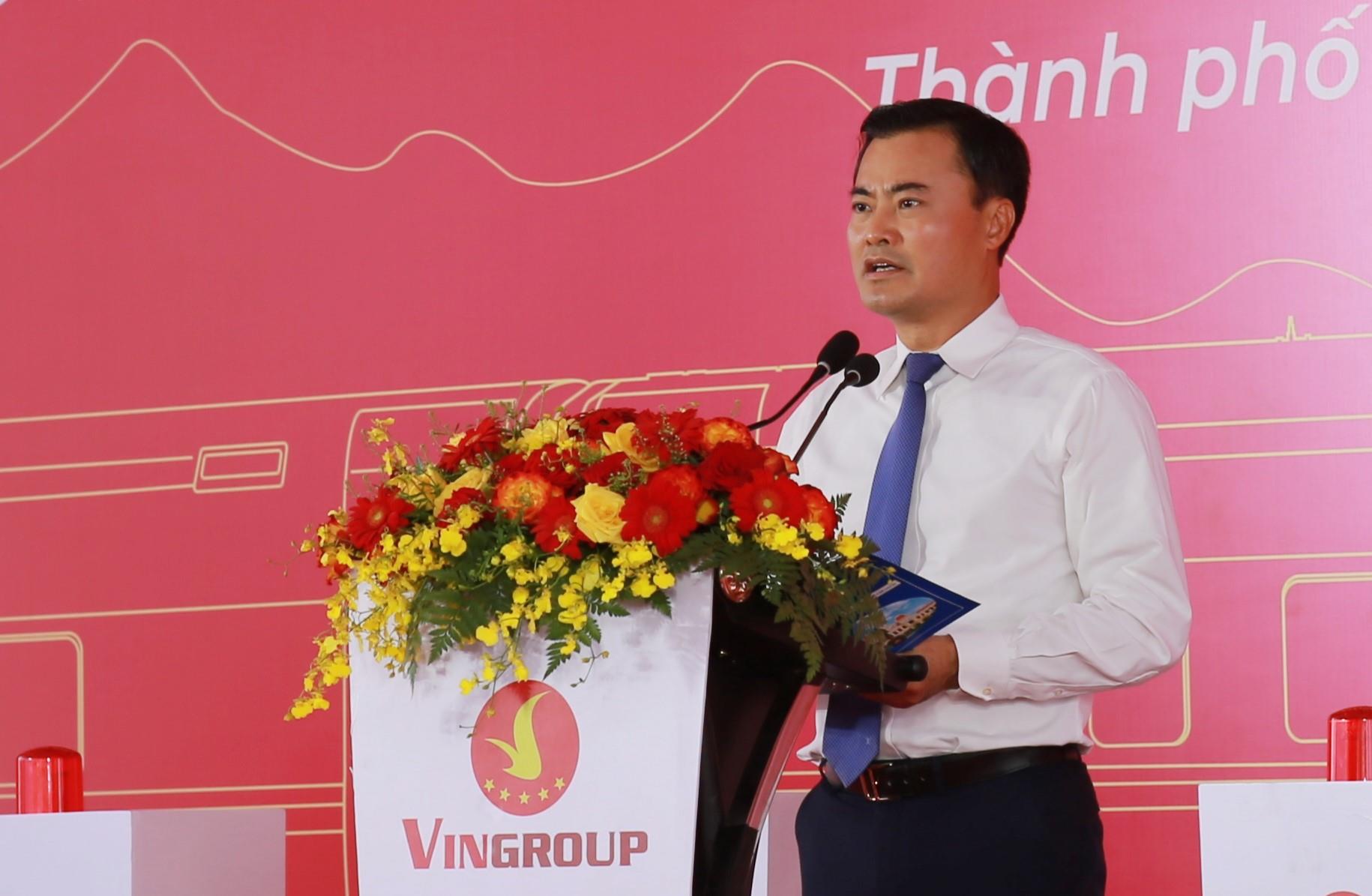 Pho Chu tich UBND TPHCM Bui Xuan Cuong phat bieu tai buoi le. Anh: Minh Quan