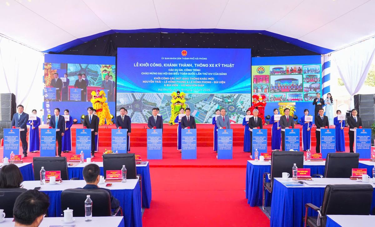 The big names are reluctantly connecting the road to other intersections in Hai Phong. Photo: Hai Phong Portal