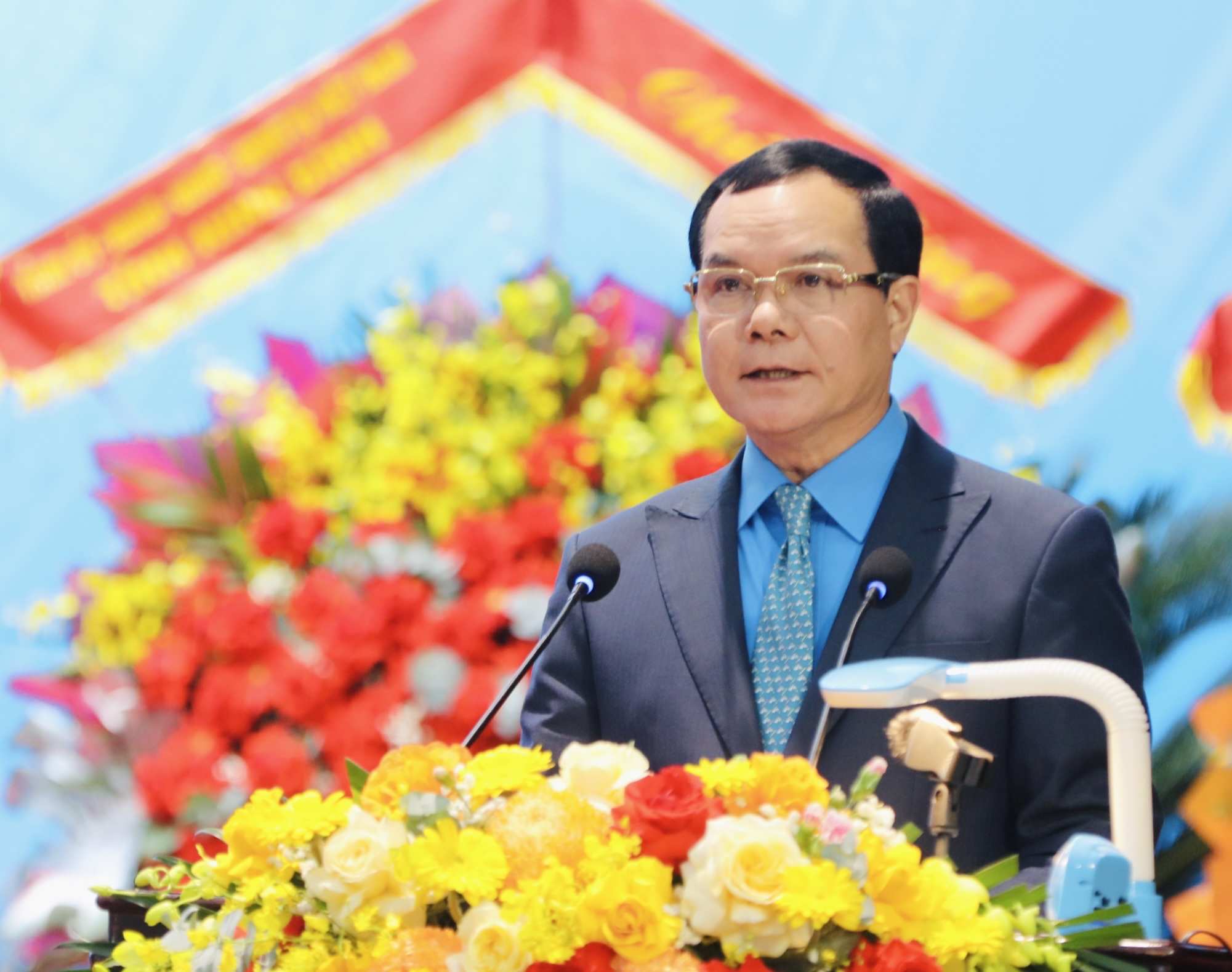 Chu tich Tong LDLD Viet Nam Nguyen Dinh Khang phat bieu chi dao tai Dai hoi. Anh: Nguyen Truong