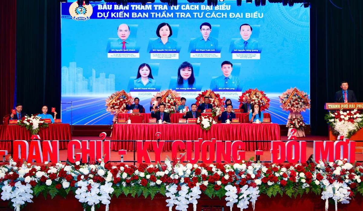 Dai hoi Cong doan TP Hai Phong lan thu I dien ra trong 2 ngay 19, 20.12. Ảnh: Mai Dung