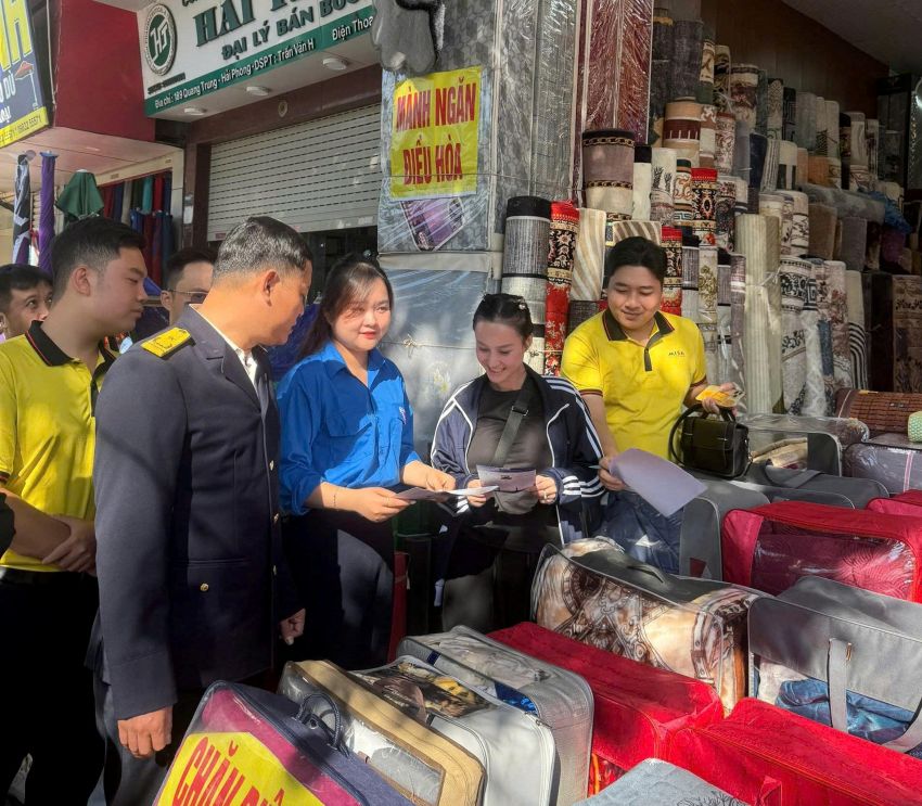 MISA dong hanh cung co quan thue ho tro ho kinh doanh an tam chuyen len ke khai