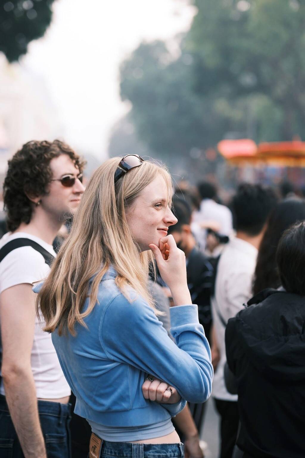 Anh: Bach Hoa Bo Hanh