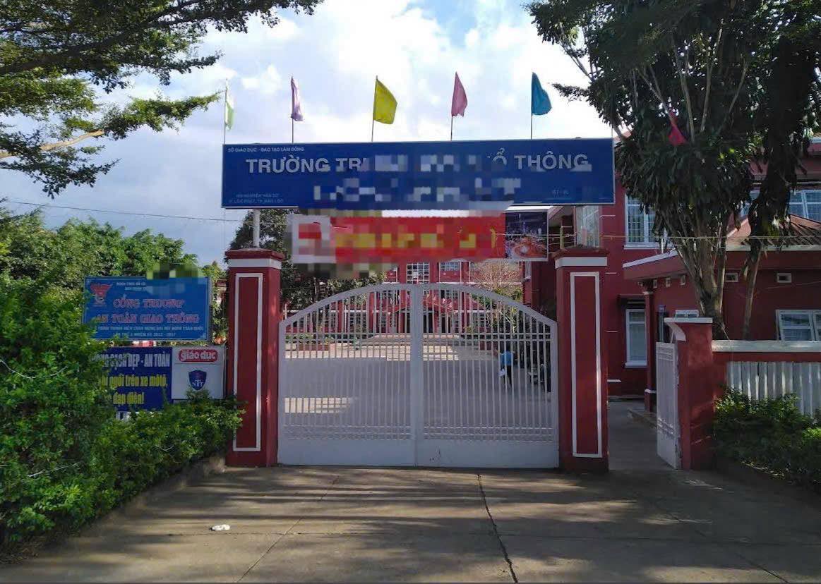 High school in Bao Loc ward 1 (Lam Dong) where the male student committed suicide by jumping off a building. Photo: Hai Duong