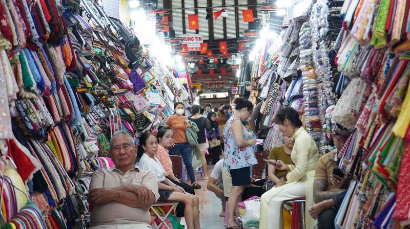 Ciudad Ho Chi Minh mantiene el valor del mercado tradicional en el proceso de transicion.
