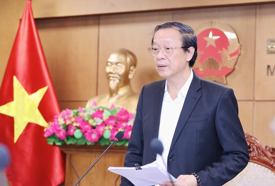 Thu truong Pham Ngoc Thuong nhan manh, 3 yeu cau xuyen suot trong ra soat, sap xep mang luoi co so giao duc la du truong, du lop, du giao vien. Anh: MOET