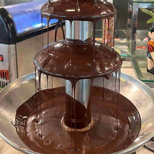 Is egg milk or hot chocolate healthy in winter? Photo: Kieu Vu