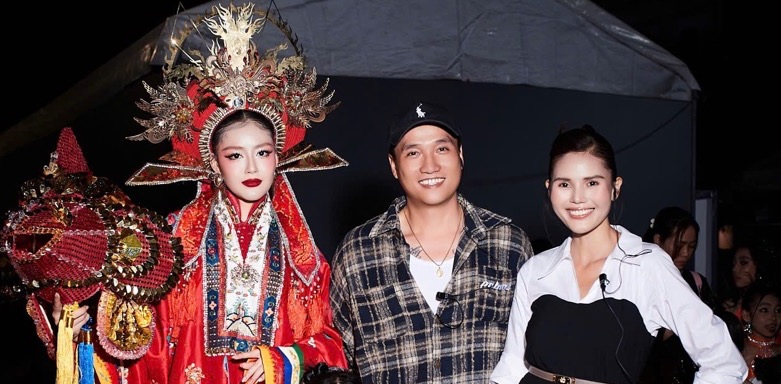 미스 김 응우옌 부부와 제작진. 사진: 조직위원회.