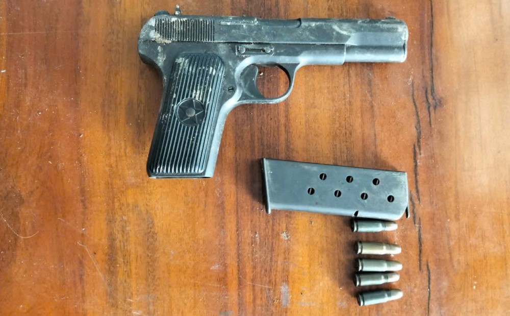 People discovered guns while digging holes and handed them over to the police. Photo: Provided by the police