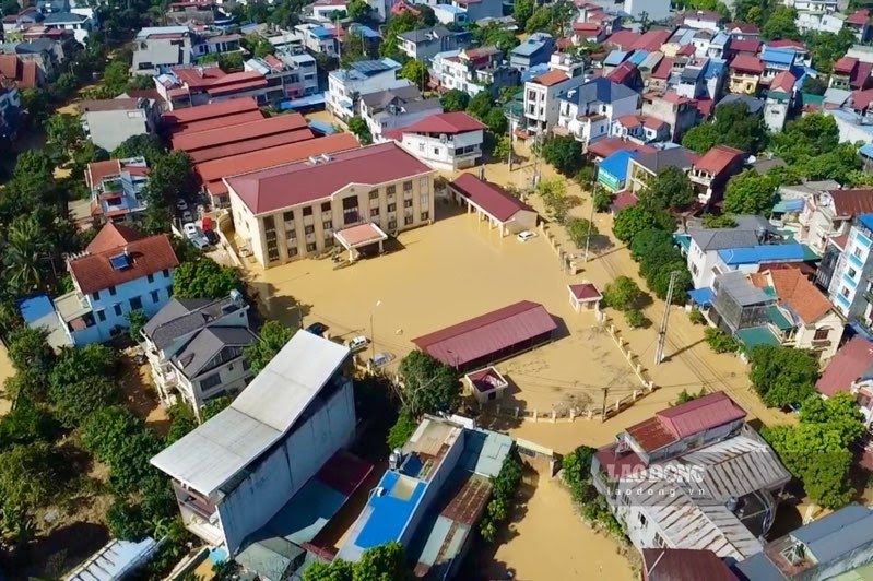 Ngap khu vuc trung tam tinh Thai Nguyen thang 10.2025. Anh: Viet Bac