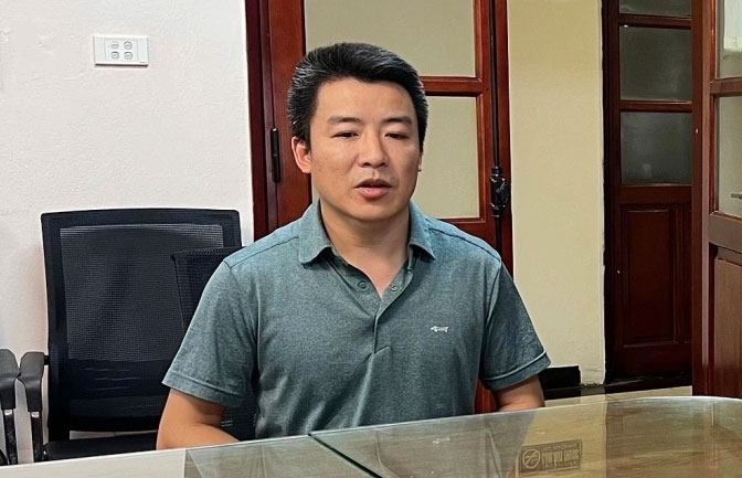 Bị can Thân Văn Thoại chiếm đoạt hàng chục tỉ đồng của nhà đầu tư đồng tiền ảo CBP. Ảnh: Công an Hà Nội