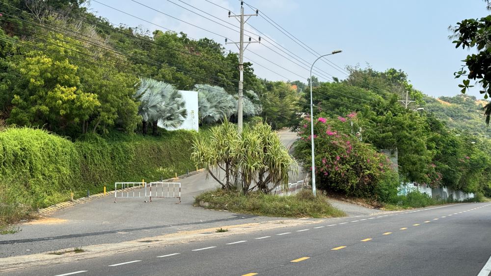 Doanh nghiep con no 17,5 ti dong tien thue dat, chua dap ung nghia vu theo luat. De thao go vuong mac, tao dieu kien cho cong ty Co phan Phat trien S.I va thu hut dau tu, Thanh tra tinh kien nghi UBND tinh xem xet de xuat Trung uong cho phep doanh nghiep tiep tuc thuc hien du an theo dung trinh tu, thu tuc phap luat.