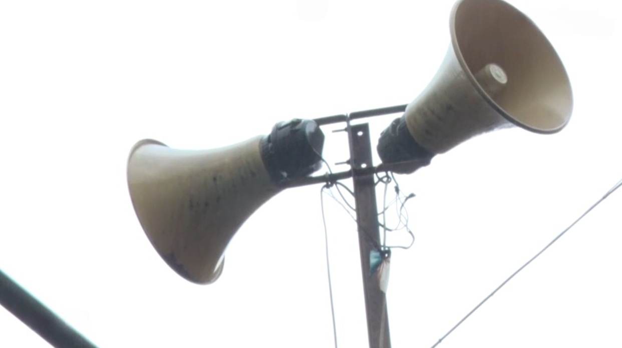 Người dân tổ dân phố Đại Mão (Bắc Ninh) kiến nghị không phát loa vào 4h30 mỗi sáng. Ảnh: Tô Thế
