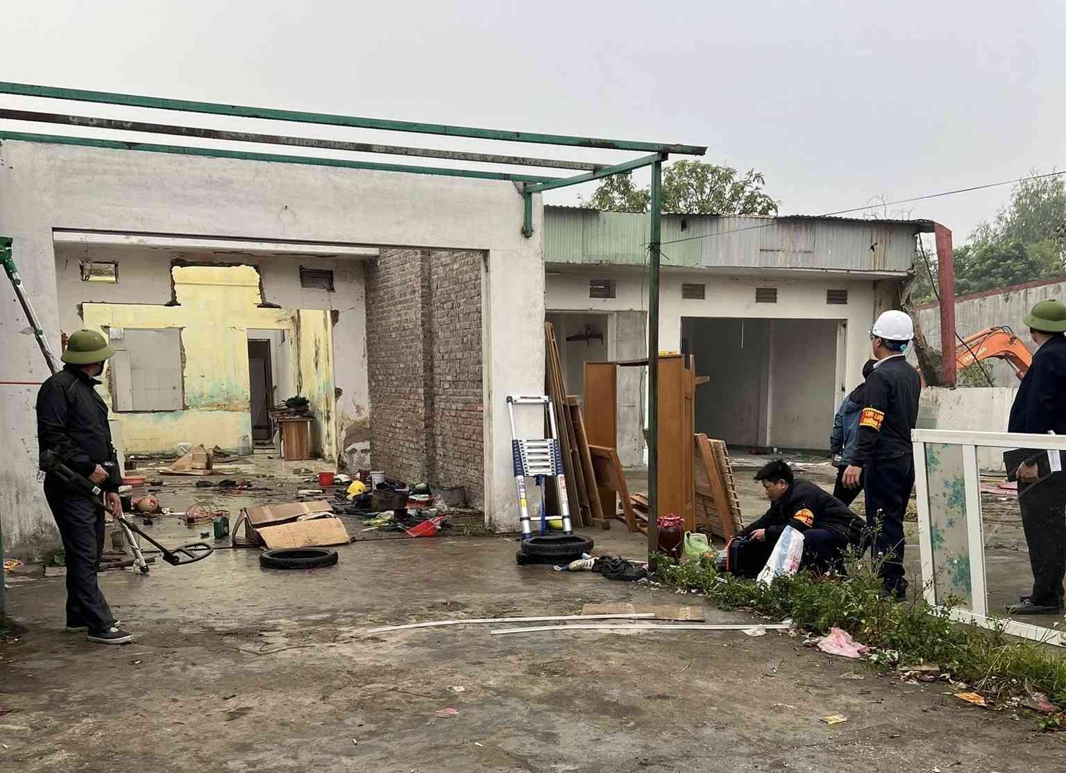 Luc luong chuc nang tien hanh di doi tai san. Ảnh: Trung tam Su nghiep cong phuong Hung Dao