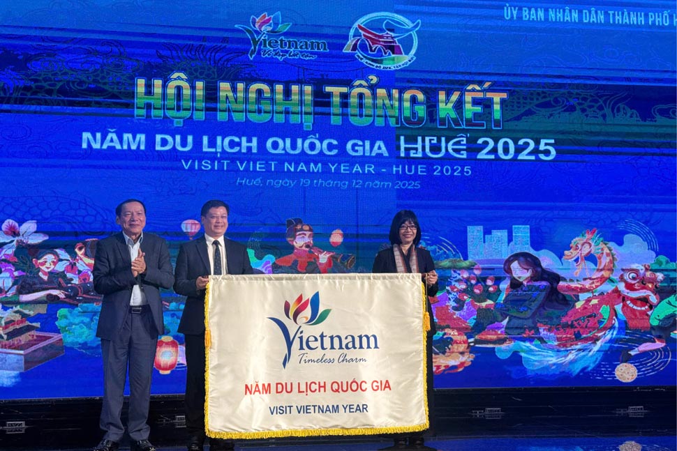 Gia Lai nhan co luan phien dang cai Nam du lich Quoc gia nam 2026. Anh: Huy Phuc