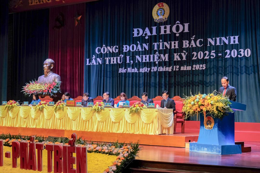 Doan Chu tich dieu hanh dai hoi. Anh: Bao Han