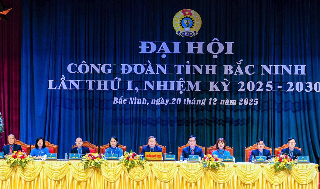 Doan Chu tich dieu hanh dai hoi. Anh: Bao Han 