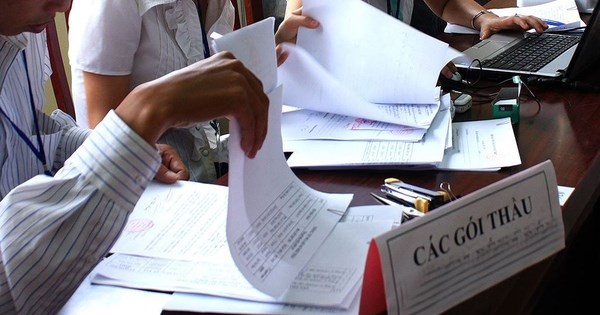 Bộ Quốc phòng ban hành Thông tư số 141/2025/TT-BQP quy định, hướng dẫn một số nội dung về hoạt động đấu thầu trong phạm vi quản lý của bộ. Ảnh: VGP