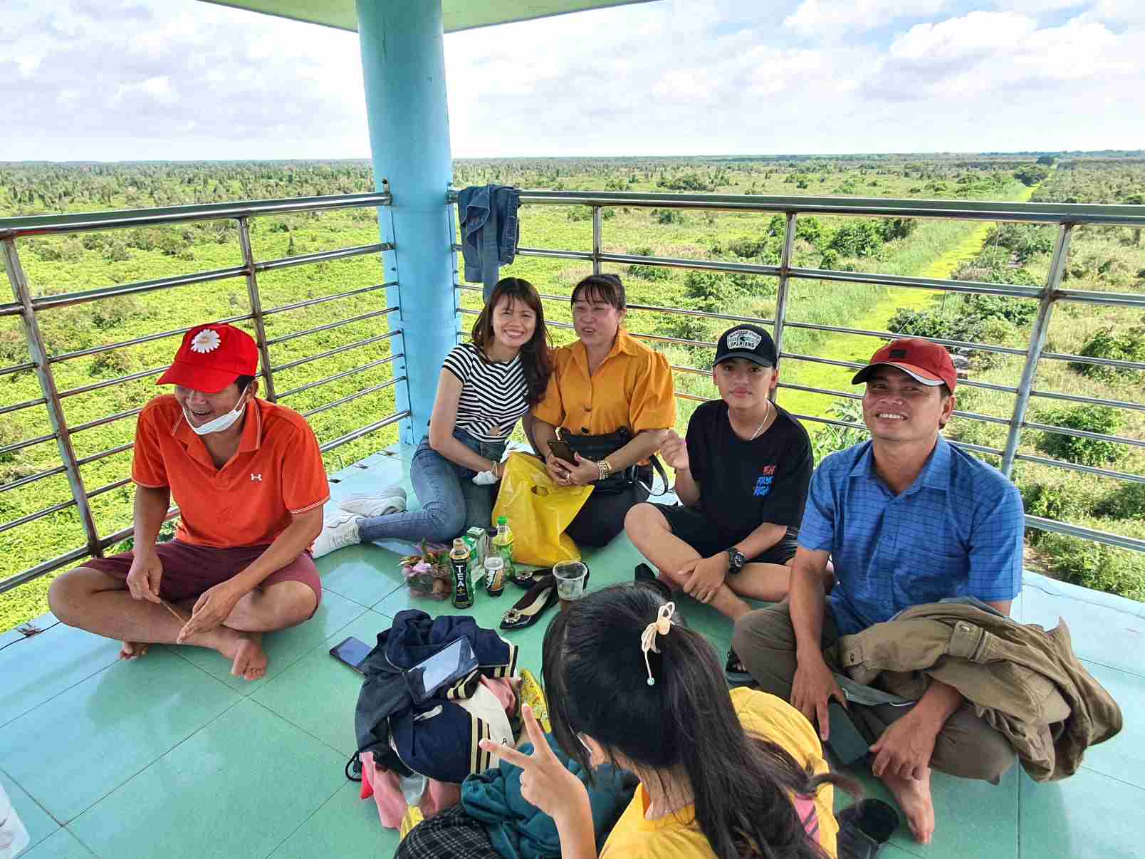 Sitting on the observation post to see the U Minh Ha cajuput forest, Ca Mau. Photo: Nhat Ho