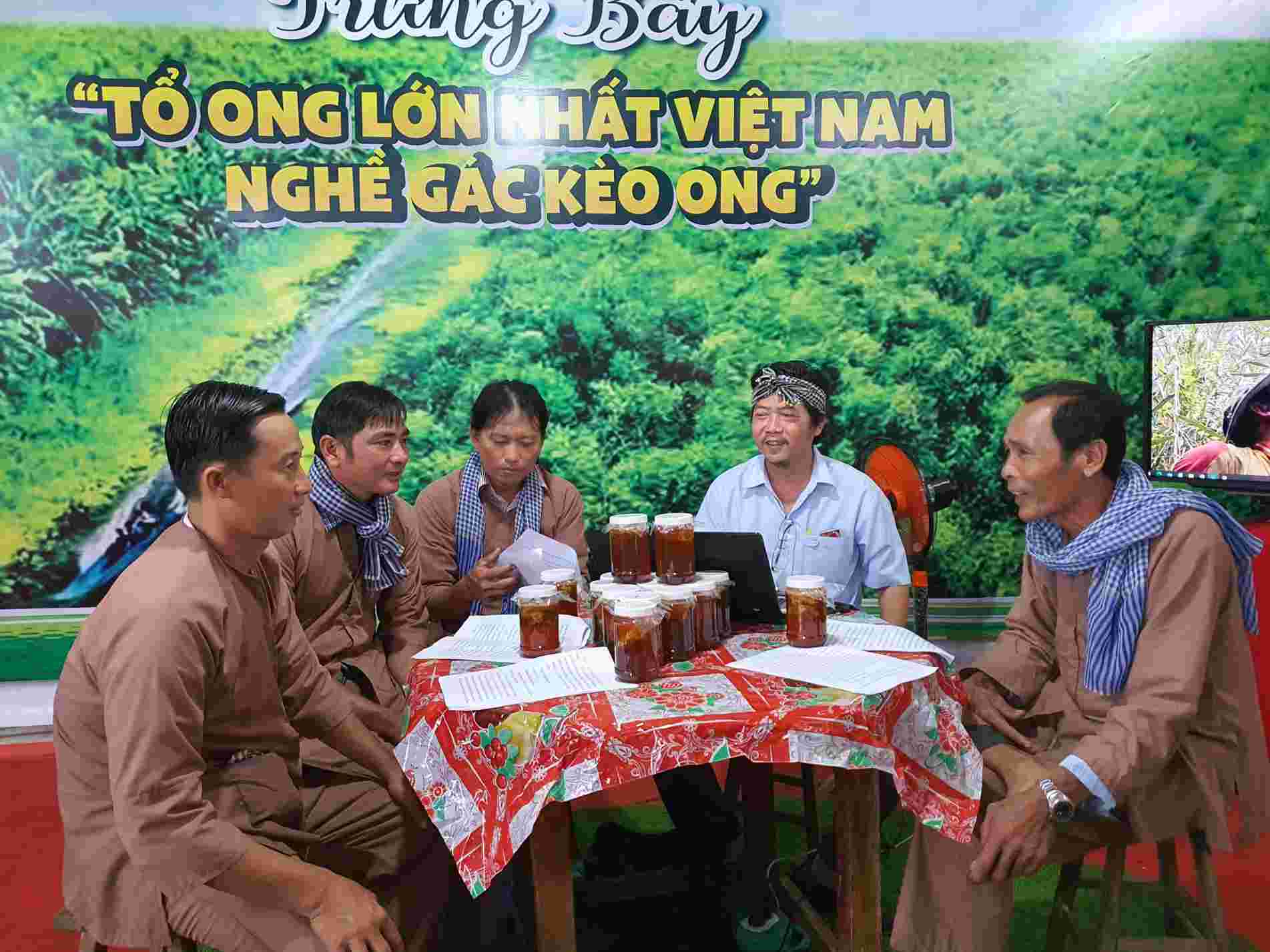 Ca Mau thuong xuyen quang ba hinh anh san vat cua dia phuong gop phan tich cuc cho viec phat trien du lich sinh thai, du lich cong dong. Anh: Nhat Ho