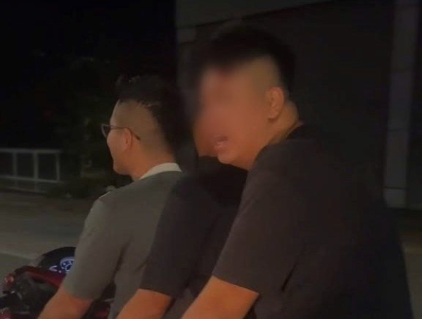 Cac truong hop vi pham trat tu an toan giao thong o phuong Le Thanh Nghi. Ảnh: Cong an TP Hai Phong