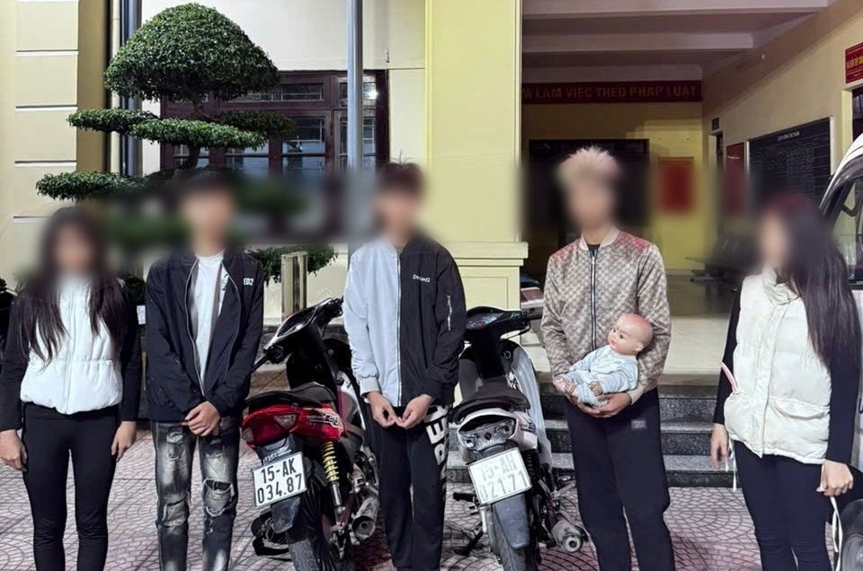 The mountain slopes violated the law on the Lach Tray slope. Photo: Hai Phong City Police