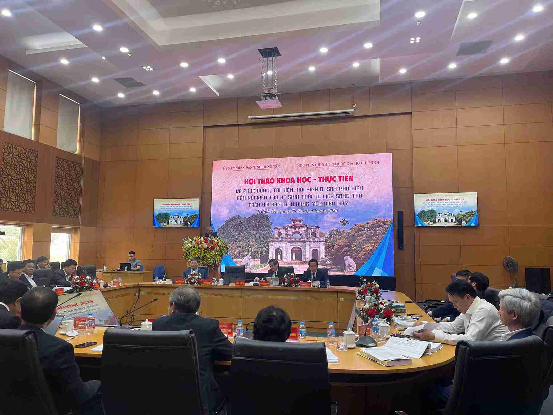 Quang canh Hoi thao khoa hoc - thuc tien ve phuc dung, tai hien di san Pho Hien dien ra tai tinh Hung Yen. Anh: Mai Huong