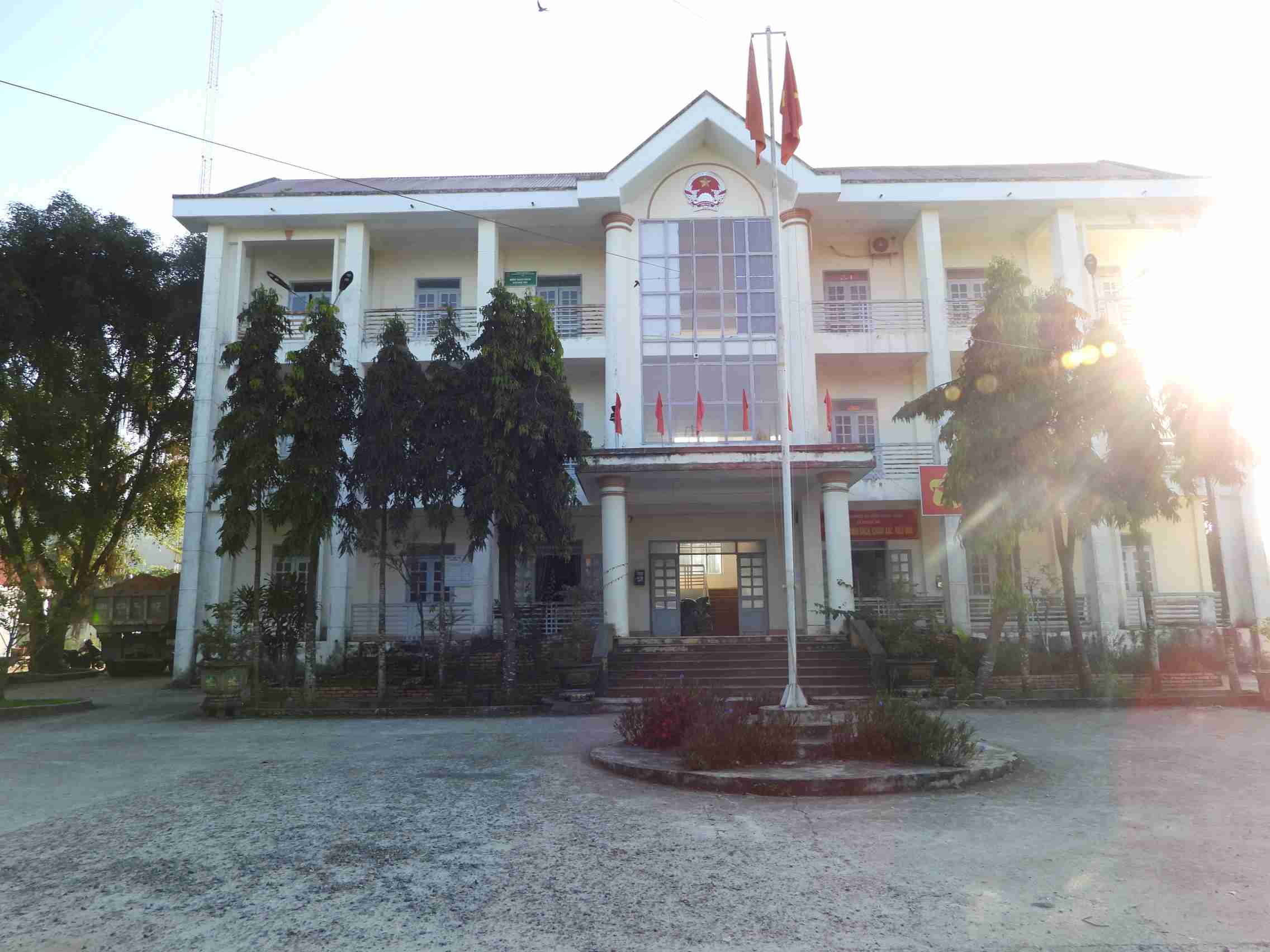 UBND xa Krong No luon danh nguon luc quan tam, dong vien nhung dien hinh tien tien trong cong dong o dia ban. Anh: Bao Lam