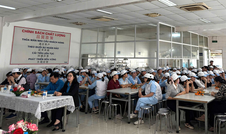 Cong doan Cong ty Toan Hung Viet Nam huong toi nang cao chat luong doi song doan vien. Anh: Thanh Phong