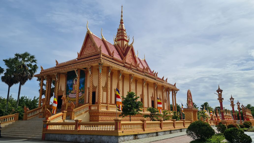 Di tich Chua Xiem Can la diem den hap dan cua du khach moi khi den Ca Mau. Anh: Nhat Ho