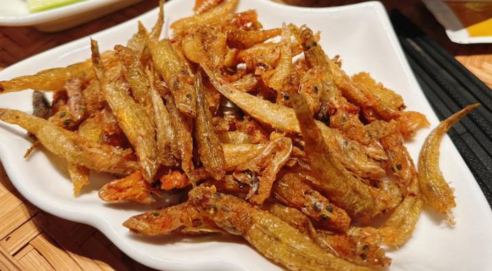 Ca kho la mon an quen thuoc trong mam com cua nhieu gia dinh. Anh: Linh Boo