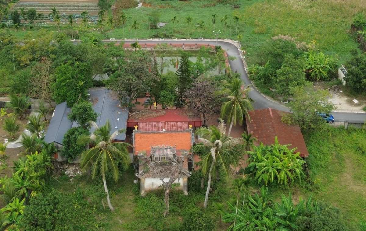 Chua Dong Quan duoc xay dung tu the ki XVI, tren manh dat hon 5.500 m2 nay thuoc xa Vinh Thuan, TP Hai Phong. Ảnh: Viet Cuong