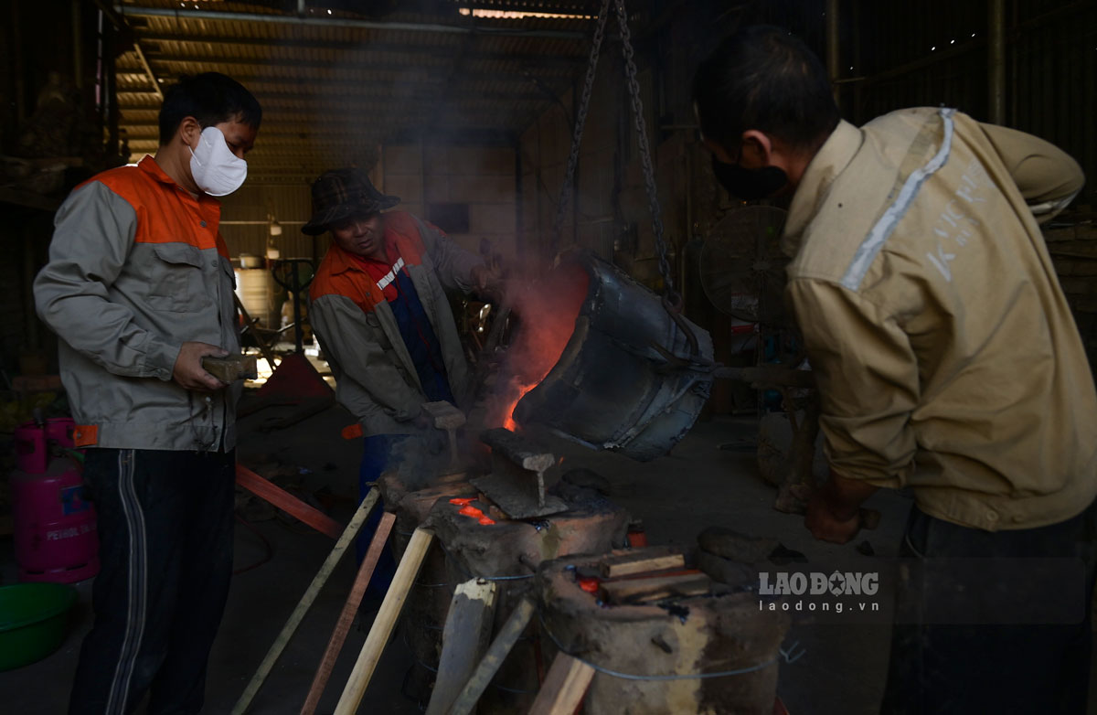Van Diem bronze casting village in Y Yen commune, Ninh Binh province. Photo: Ha Vi