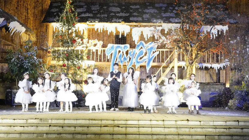 Tuyet Sa Pa goi mua du lich cuoi nam