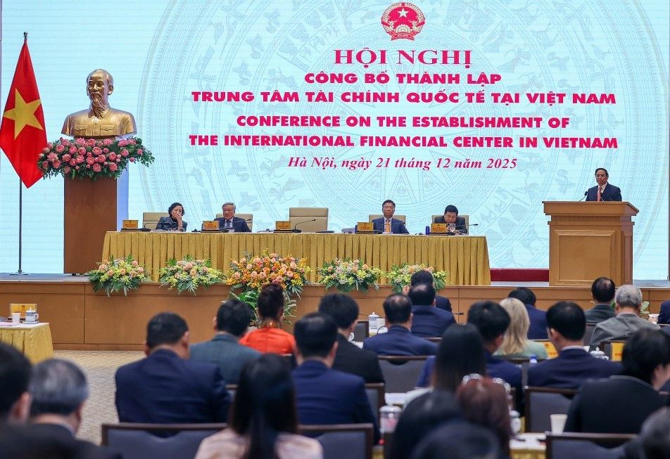 Hoi nghi cong bo thanh lap Trung tam tai chinh quoc te tai Viet Nam. Anh: Nhat Bac