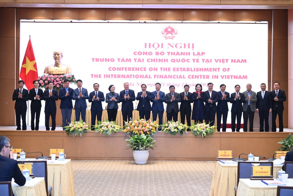Ceremonia de lanzamiento del Consejo Ejecutivo del Centro Financiero Internacional en Vietnam. Foto: VGP/Nhat Bac