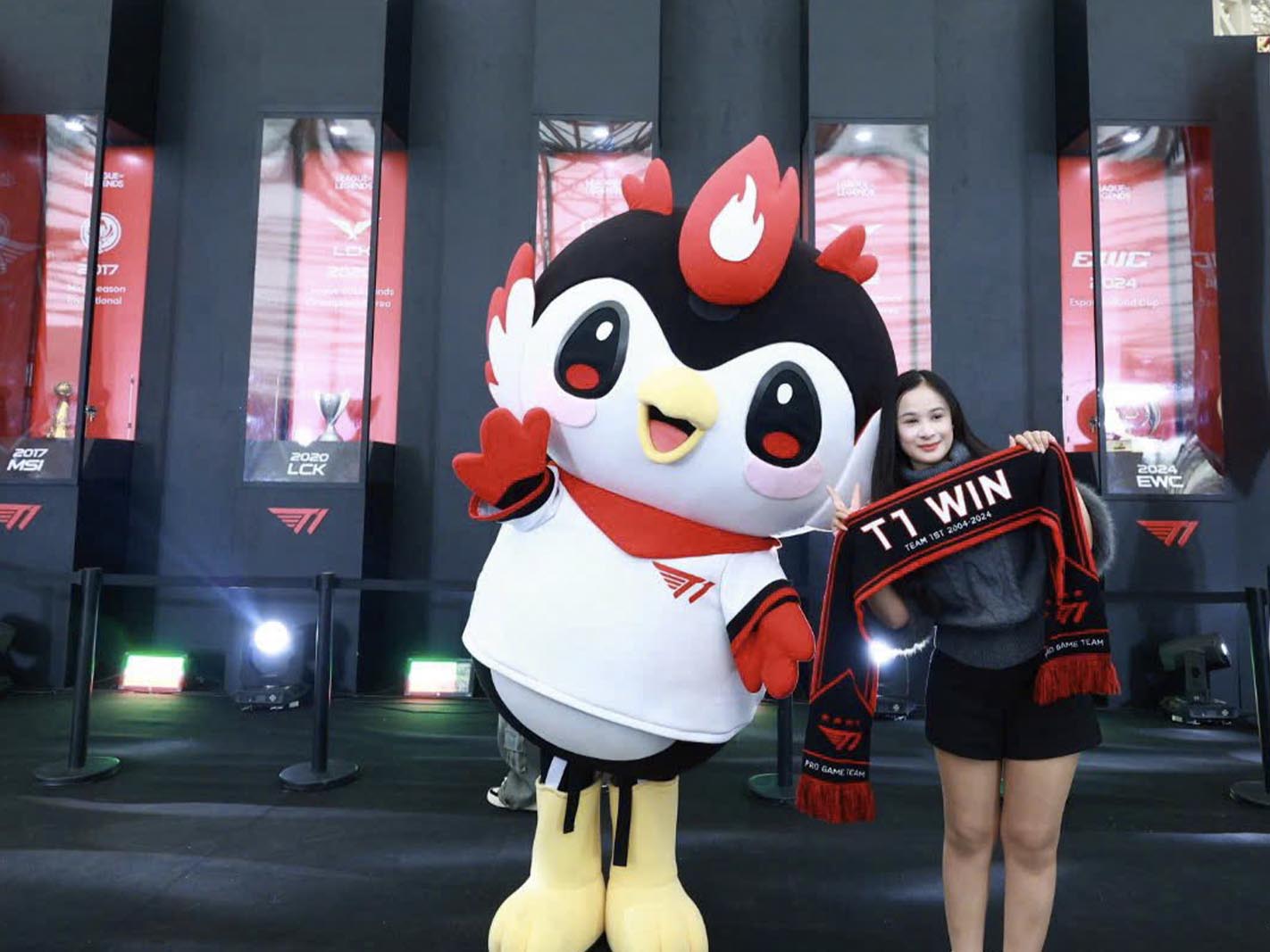 The Vietnam Exhibition Center is welcoming the appearance of tens of thousands of fans at the T1 Faker event in Vietnam. Photo: Provided by the organizing committee