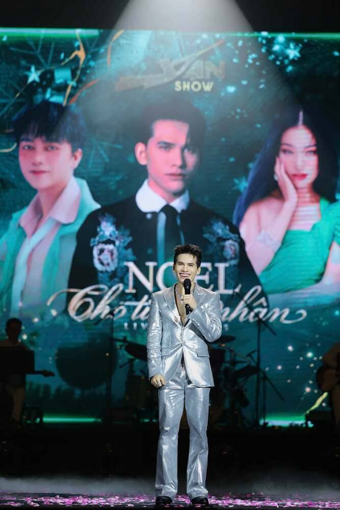 Nam ca si co nhung chia se thu vi 