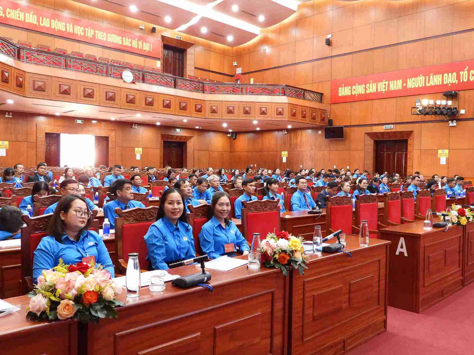 Quang canh Dai hoi. Anh: Bao Trung