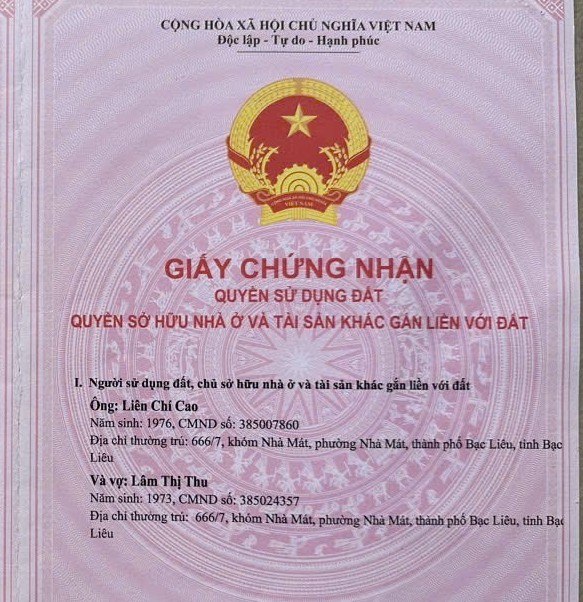 Co so do nhung nguoi khac xay nha, ong Lien Chi Cao khong biet keu ai. anh: Nhat Ho