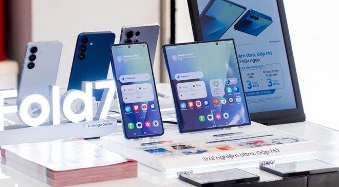 iPhone Fold ra mat nam 2026 se la doi thu canh tranh chinh voi Samsung Z Fold 7, cung nhu mot so doi thu khac. Anh: Loan Tran