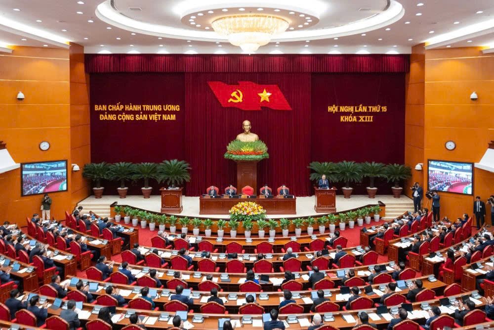 The 15th Central Conference of the 13th tenure considered and decided on many important issues. Photo: Nhat Bac