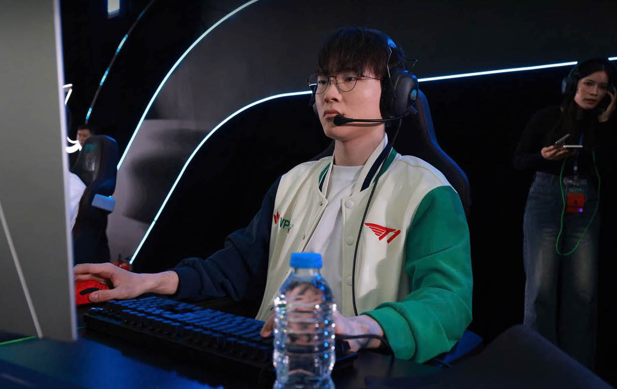 Faker da trinh dien lai het nhung di san trong qua khu duoc nguoi ham mo Viet Nam nho den. Anh: Ban to chuc cung cap