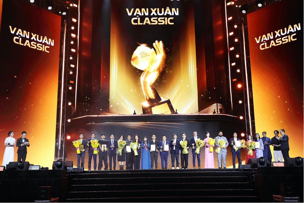 Các giải thưởng được vinh danh tại Vạn Xuân Awards là động lực để Vietnam Airlines tiếp tục đầu tư cho những chiến dịch mang chiều sâu và giá trị bền vững. Ảnh: Vietnam Airlines