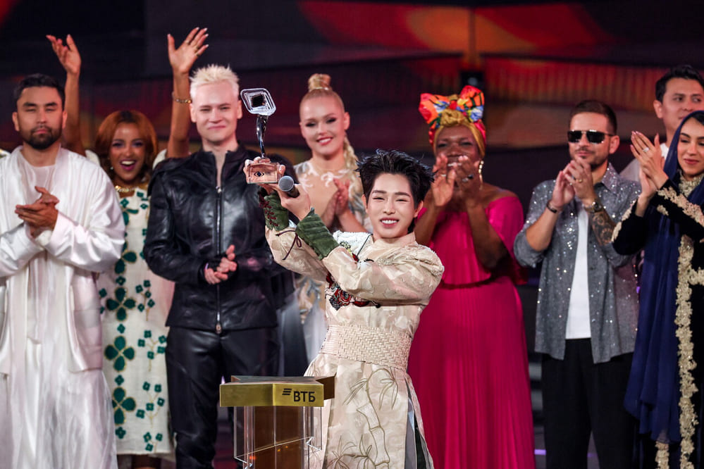 Duc Phuc excellently won the " Intervision 2025" Championship. Photo: Character provided