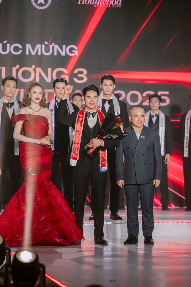 Tong Nhut Truong co man tra loi 